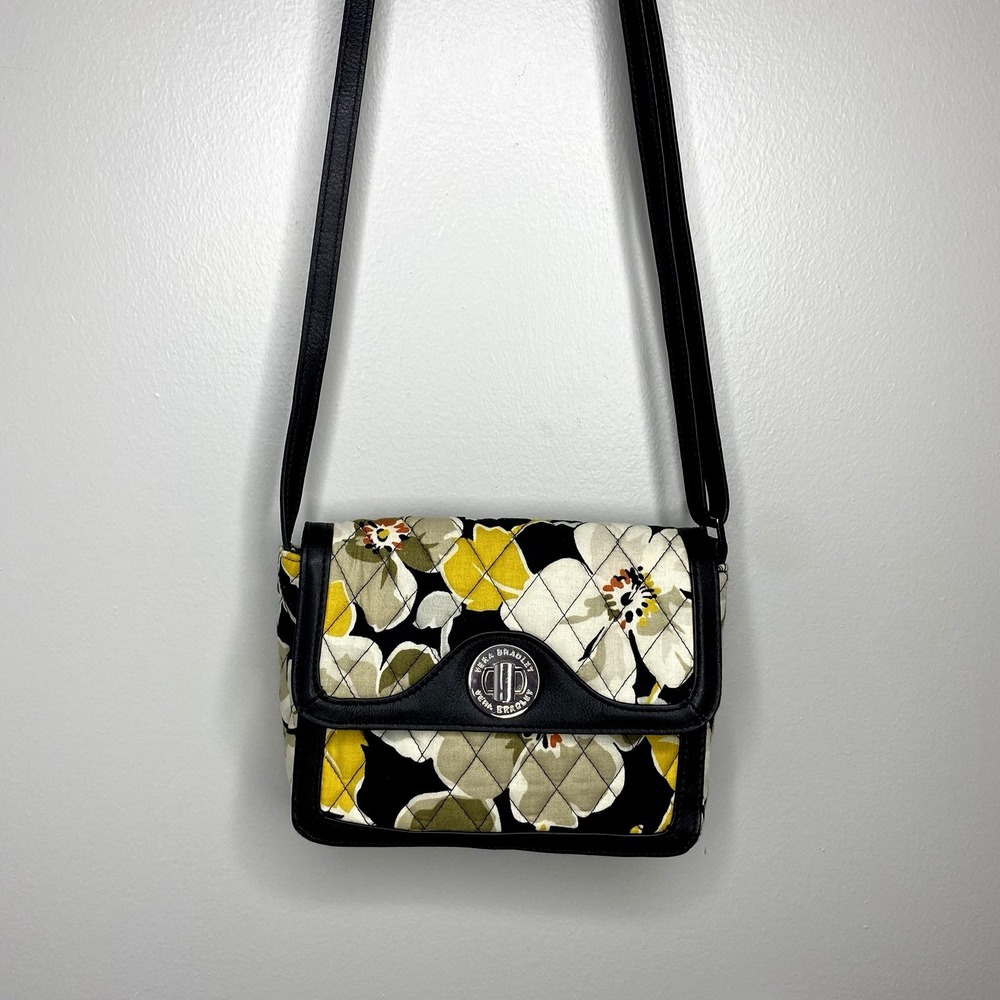VERA BRADLEY Crossbody Patricia purse in DOGWOOD faux leather Turn Key bag